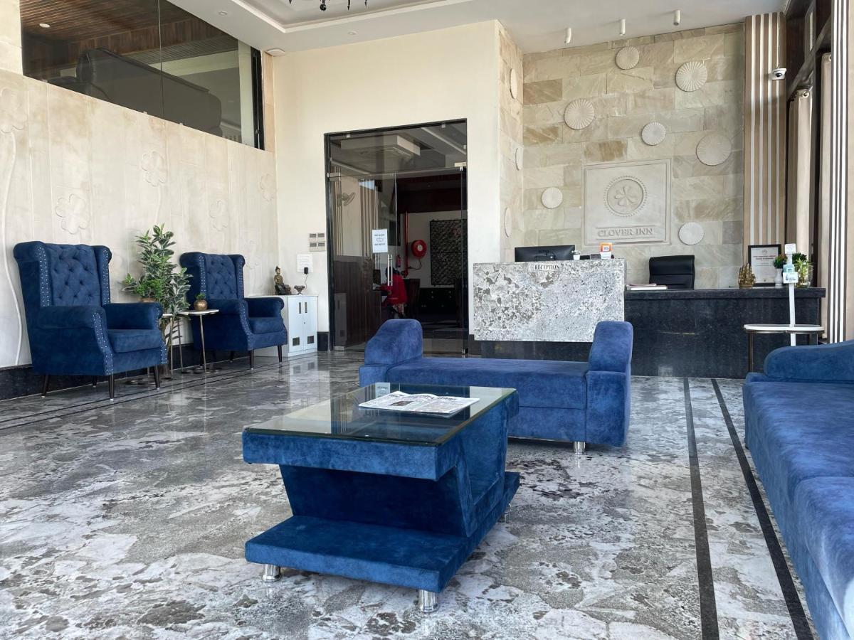 Clover Inn Udaipur Eksteriør billede