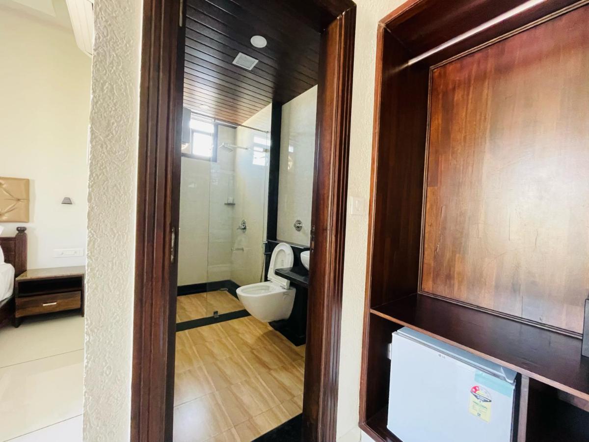 Clover Inn Udaipur Eksteriør billede